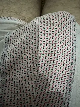 HHHHHxxn online show from April 8, 2026, 3:19 am