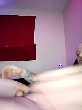 BluestBalls710 online show from November 27, 2025, 1:22 pm