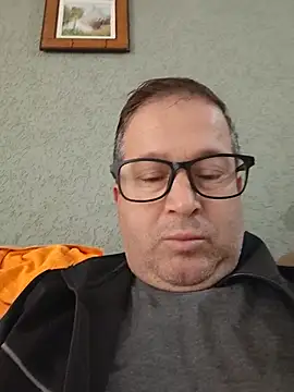 Snapshot of tavio1 chatting on July 31, 2026, 11:31 am tavio1 online show from July 31, 2026, 11:31 am
