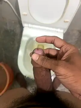 lovelyfvcker online show from September 9, 2025, 12:47 pm