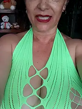 Snapshot of Friendly_2024 chatting on December 16, 2024, 1:43 pm Friendly 2024 online show from December 16, 2024, 1:43 pm