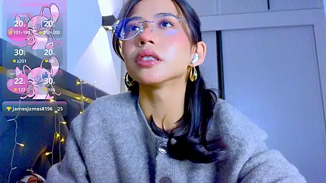 Snapshot of Mia_Tin chatting on December 18, 2025, 4:33 pm Mia Tin online show from December 18, 2025, 4:33 pm