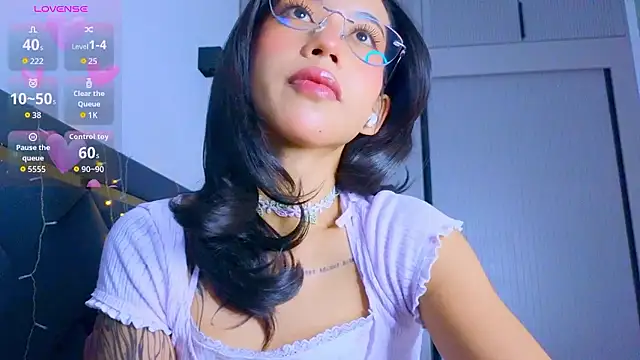 Snapshot of Mia_Tin chatting on January 9, 2026, 11:39 am Mia Tin online show from January 9, 2026, 11:39 am