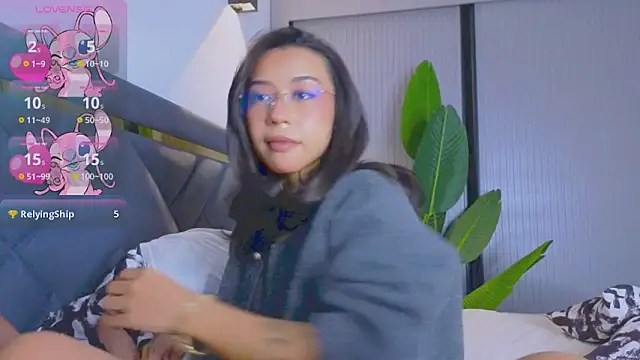 Snapshot of Mia_Tin chatting on November 14, 2025, 4:43 pm Mia Tin online show from November 14, 2025, 4:43 pm