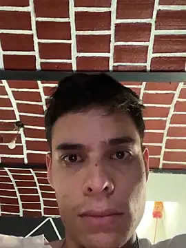 Snapshot of brianor89 chatting on October 9, 2025, 4:18 pm brianor89 online show from October 9, 2025, 4:18 pm