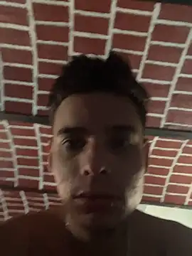 Snapshot of brianor89 chatting on September 28, 2025, 3:30 pm brianor89 online show from September 28, 2025, 3:30 pm