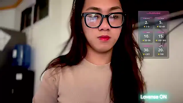 Local Hoelyx online show from April 17, 2026, 5:21 am