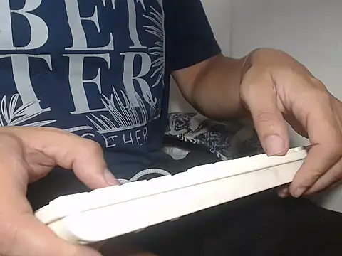 alexam galxh online show from September 19, 2025, 4:22 pm