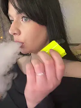 Snapshot of HellMoor chatting on December 22, 2025, 10:21 pm HellMoor online show from December 22, 2025, 10:21 pm