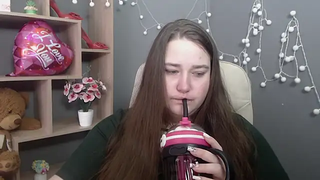 Snapshot of XX_Daniella_XX chatting on February 17, 2026, 7:38 am XX Daniella XX online show from February 17, 2026, 7:38 am