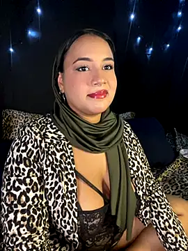 Snapshot of Maryam_yamal chatting on October 10, 2025, 8:31 pm Maryam yamal online show from October 10, 2025, 8:31 pm