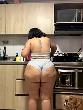 susy angel online show from December 13, 2025, 8:37 pm