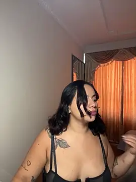 susy angel online show from June 19, 2026, 8:36 pm
