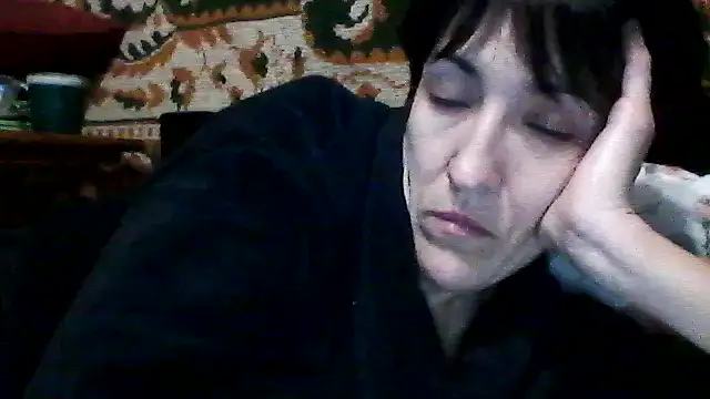 Snapshot of SunnyAmorre chatting on October 14, 2025, 9:04 pm SunnyAmorre online show from October 14, 2025, 9:04 pm