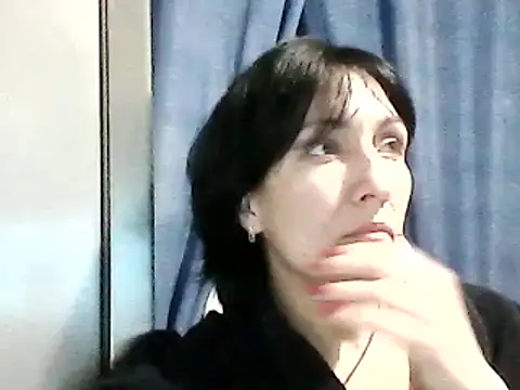 Snapshot of SunnyAmorre chatting on February 16, 2025, 10:11 pm SunnyAmorre online show from February 16, 2025, 10:11 pm