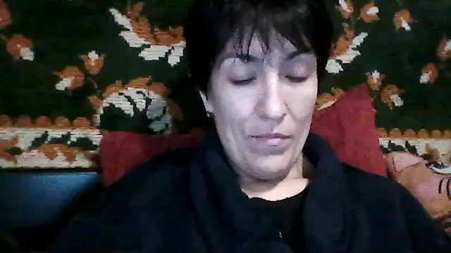 Snapshot of SunnyAmorre chatting on October 14, 2025, 8:59 am SunnyAmorre online show from October 14, 2025, 8:59 am