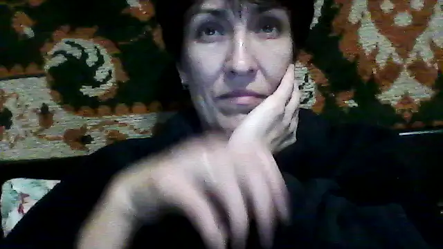 Snapshot of SunnyAmorre chatting on October 15, 2025, 9:23 pm SunnyAmorre online show from October 15, 2025, 9:23 pm