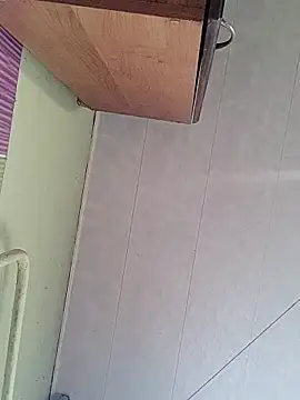 Snapshot of Rini333 chatting on October 10, 2025, 11:55 am Rini333 online show from October 10, 2025, 11:55 am