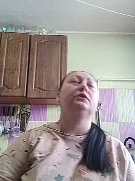 Rini333 online show from February 5, 2026, 9:05 am