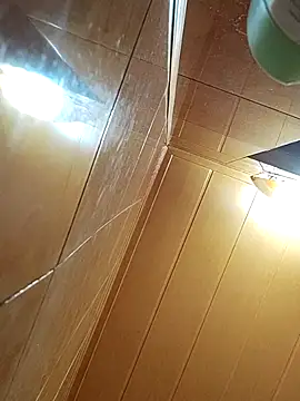 Snapshot of Rini333 chatting on March 20, 2025, 10:10 am Rini333 online show from March 20, 2025, 10:10 am