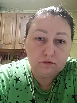 Snapshot of Rini333 chatting on March 17, 2025, 9:24 pm Rini333 online show from March 17, 2025, 9:24 pm