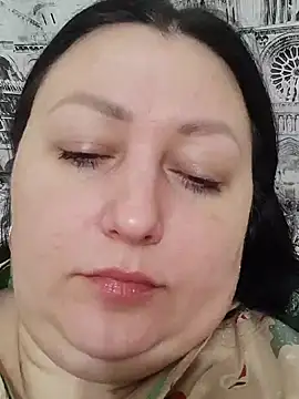 Rini333 online show from February 3, 2026, 6:22 am