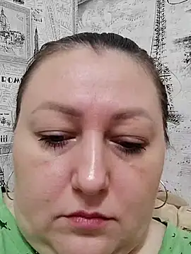 Snapshot of Rini333 chatting on October 31, 2025, 7:16 am Rini333 online show from October 31, 2025, 7:16 am