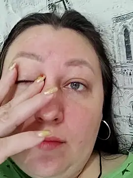 Snapshot of Rini333 chatting on September 26, 2025, 9:38 am Rini333 online show from September 26, 2025, 9:38 am