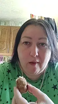 Snapshot of Rini333 chatting on March 11, 2025, 10:18 am Rini333 online show from March 11, 2025, 10:18 am