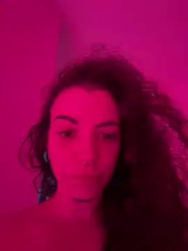 Snapshot of ninapoledance chatting on February 8, 2026, 8:28 pm ninapoledance online show from February 8, 2026, 8:28 pm