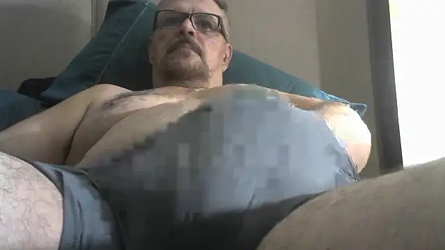 Snapshot of HungHugeMaxMagnummann chatting on September 8, 2025, 9:25 pm HungHugeMaxMagnummann online show from September 8, 2025, 9:25 pm