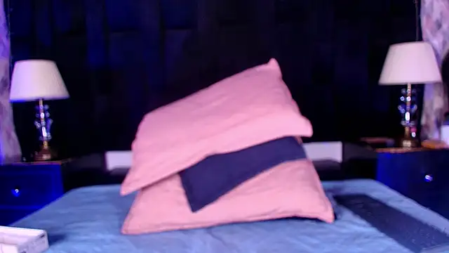 Snapshot of shelsyloreds chatting on November 5, 2025, 11:57 am shelsyloreds online show from November 5, 2025, 11:57 am