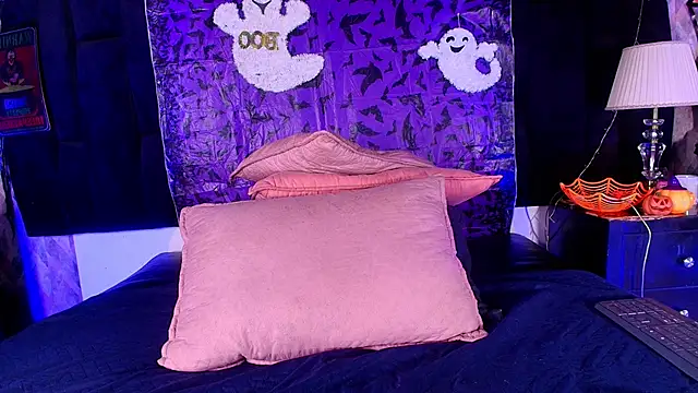 Snapshot of shelsyloreds chatting on October 30, 2025, 12:03 pm shelsyloreds online show from October 30, 2025, 12:03 pm