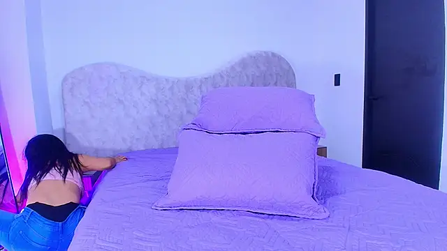 Snapshot of shelsyloreds chatting on November 14, 2025, 12:09 pm shelsyloreds online show from November 14, 2025, 12:09 pm