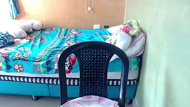 yulieth bbw online show from December 22, 2025, 3:34 pm