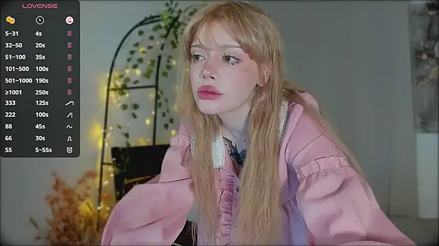 boobsybootie online show from April 9, 2026, 9:21 pm