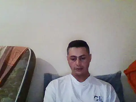 Iml22m online show from April 16, 2026, 8:20 pm