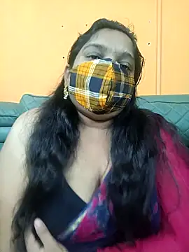 Snapshot of lovely-latha chatting on December 3, 2025, 4:46 am lovely-latha online show from December 3, 2025, 4:46 am