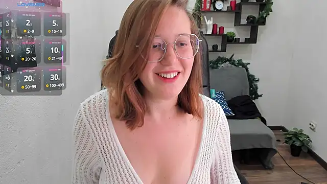 Snapshot of Charmy_Gracy chatting on January 13, 2026, 10:52 am Charmy Gracy online show from January 13, 2026, 10:52 am