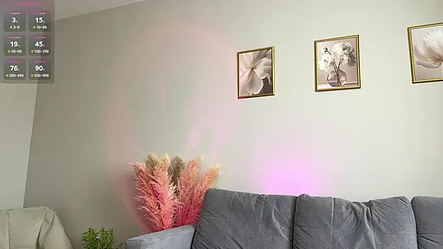 michaelbradleu online show from April 15, 2026, 10:54 am