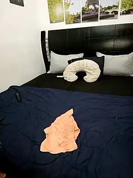 Snapshot of ashley69_brown chatting on November 21, 2025, 8:08 pm ashley69 brown online show from November 21, 2025, 8:08 pm