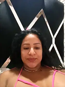 Snapshot of ashley69_brown chatting on July 4, 2026, 11:20 pm ashley69 brown online show from July 4, 2026, 11:20 pm