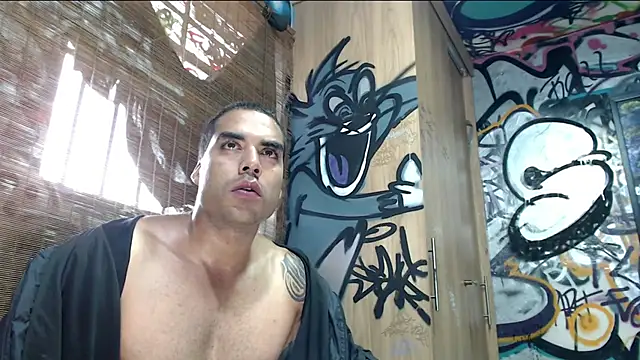 Justin Frank online show from July 19, 2026, 11:01 pm