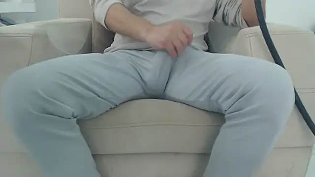 masterxmonster online show from April 18, 2026, 9:44 am