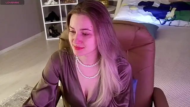 Snapshot of elinanortas chatting on October 2, 2025, 1:20 am elinanortas online show from October 2, 2025, 1:20 am