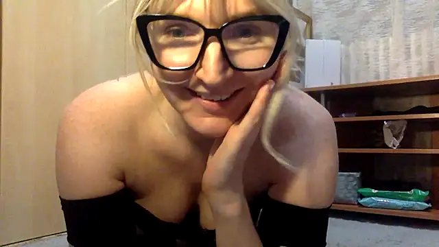 Snapshot of vanda26hot chatting on February 14, 2026, 3:23 pm vanda26hot online show from February 14, 2026, 3:23 pm