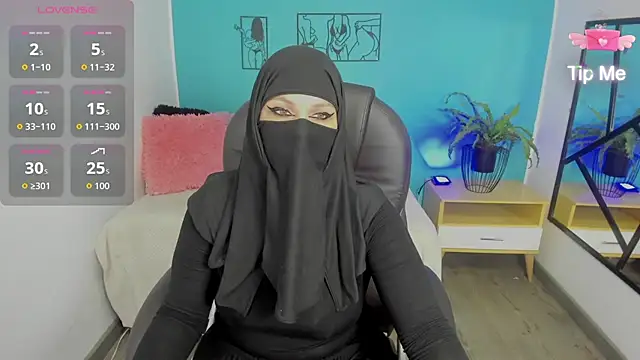 evelyn  salah online show from July 28, 2026, 7:39 pm