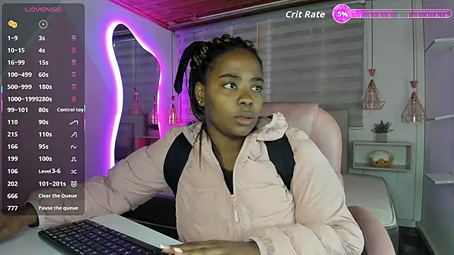 Snapshot of aleja17_xxx chatting on October 17, 2025, 7:37 pm aleja17 xxx online show from October 17, 2025, 7:37 pm