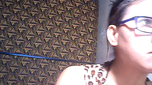 Snapshot of sweetsosie18 chatting on July 9, 2026, 12:33 am sweetsosie18 online show from July 9, 2026, 12:33 am