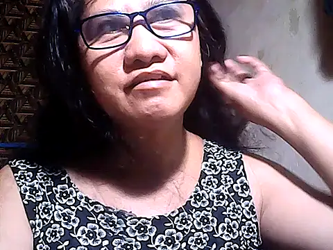 Snapshot of sweetsosie18 chatting on July 2, 2026, 1:17 am sweetsosie18 online show from July 2, 2026, 1:17 am